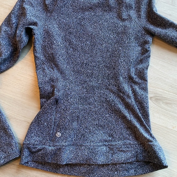 Lululemon Cypress Kiss Long Sleeve size 4 - Picture 3 of 8